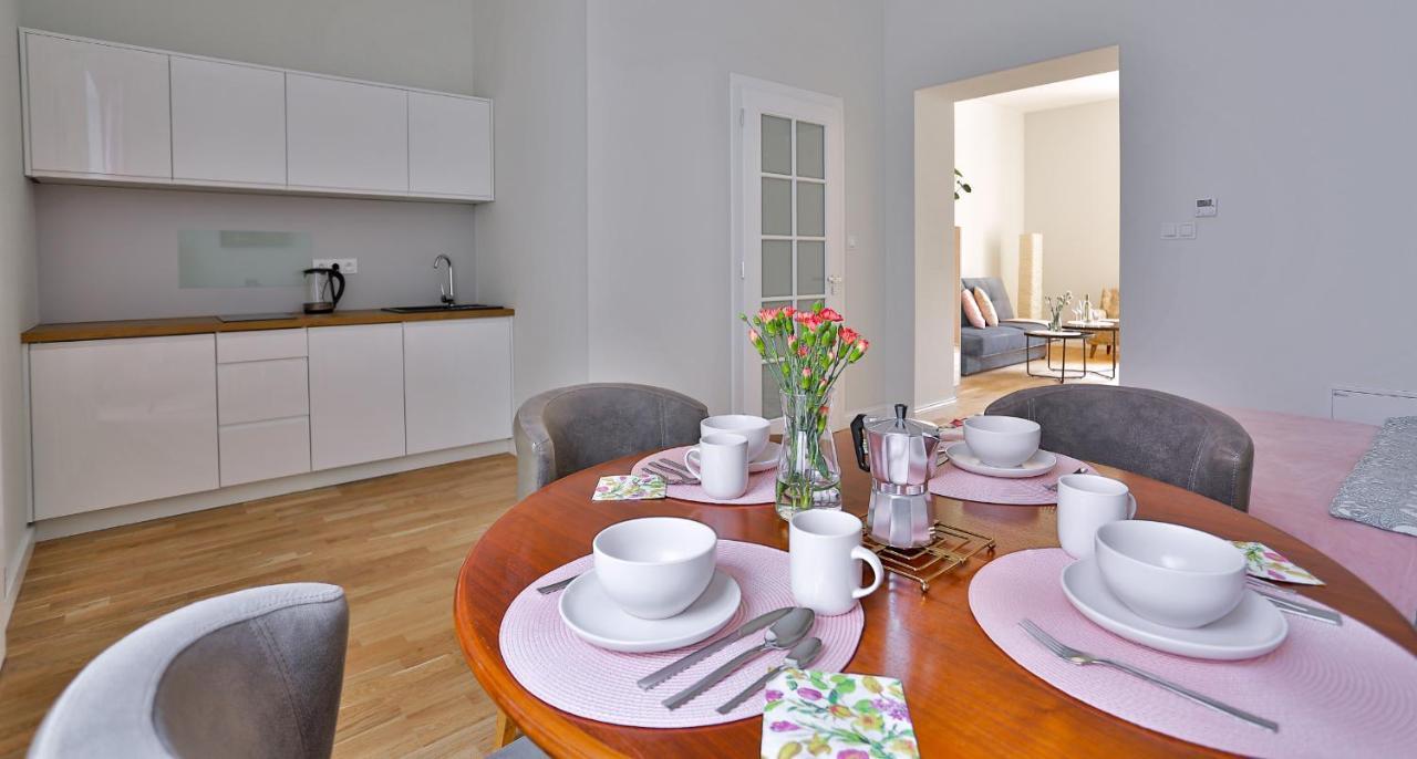 Art Palace Apartments Krakow Luaran gambar