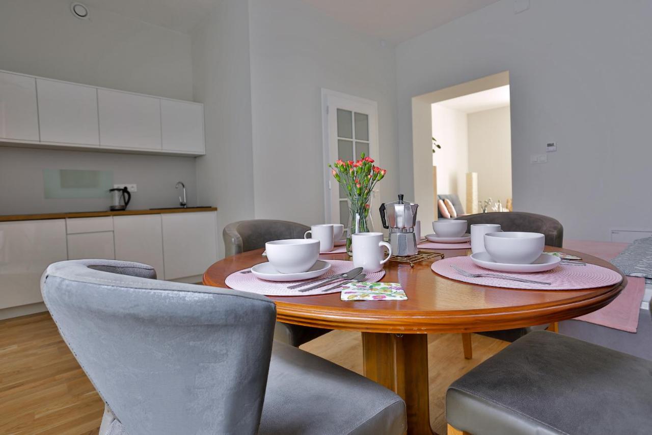 Art Palace Apartments Krakow Luaran gambar