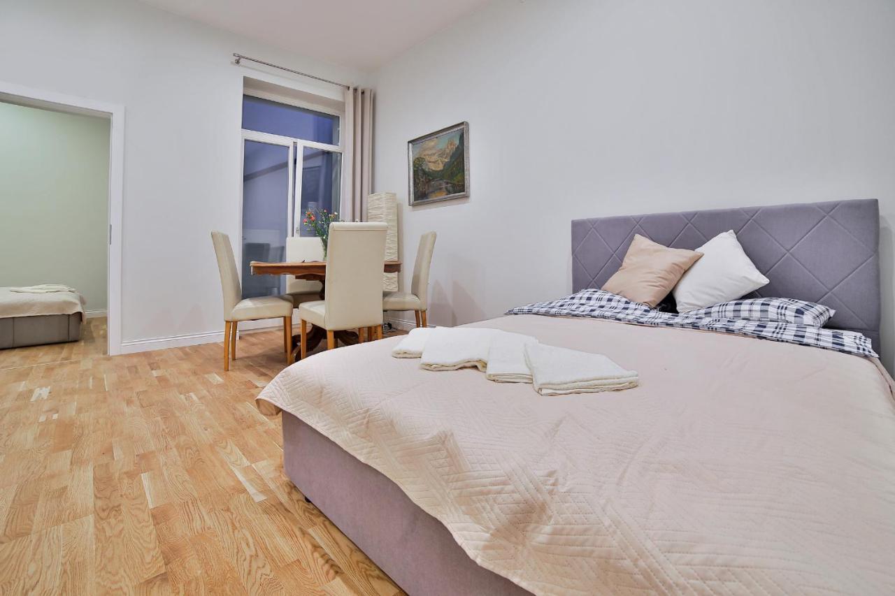 Art Palace Apartments Krakow Luaran gambar