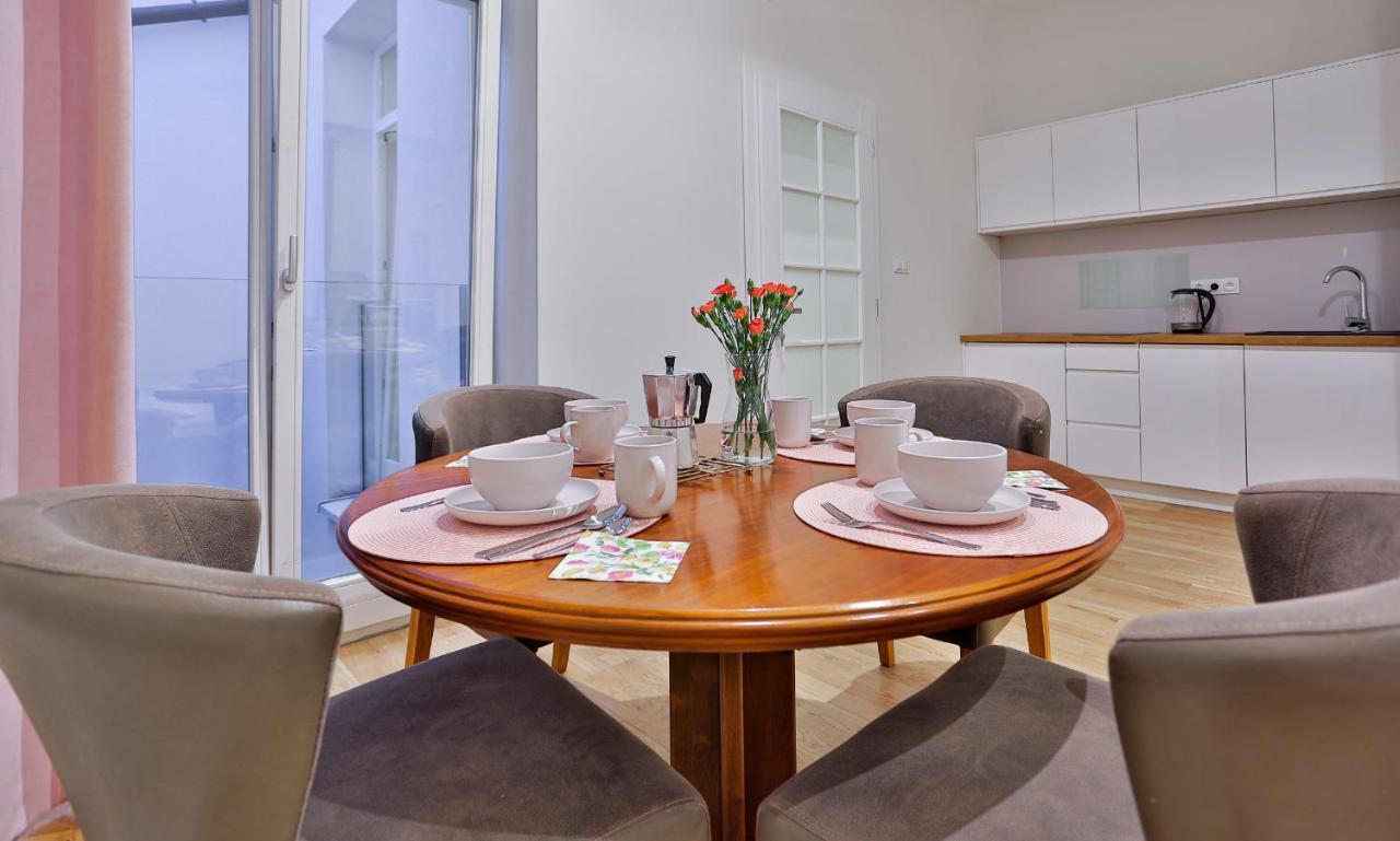 Art Palace Apartments Krakow Luaran gambar