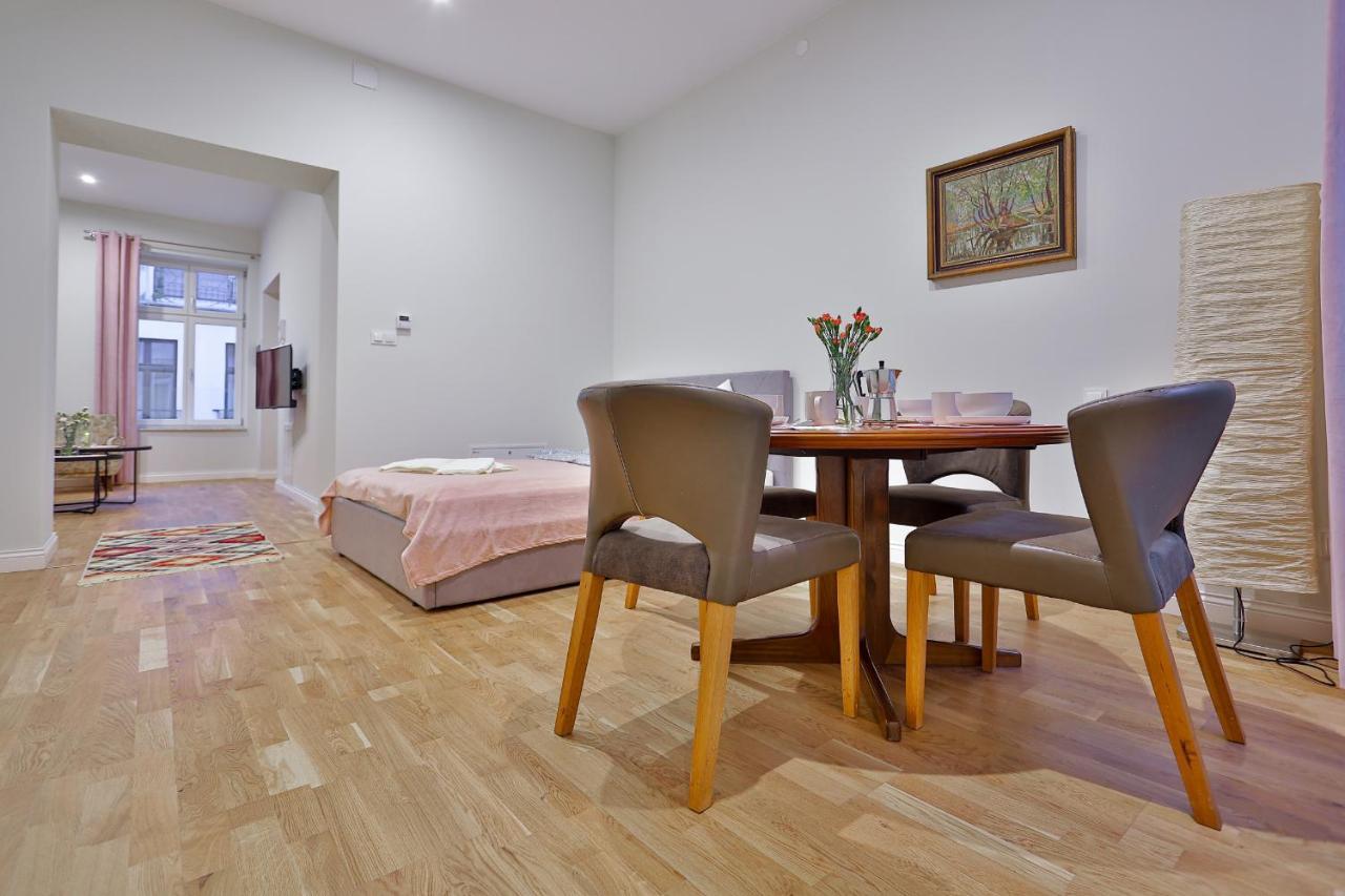 Art Palace Apartments Krakow Luaran gambar