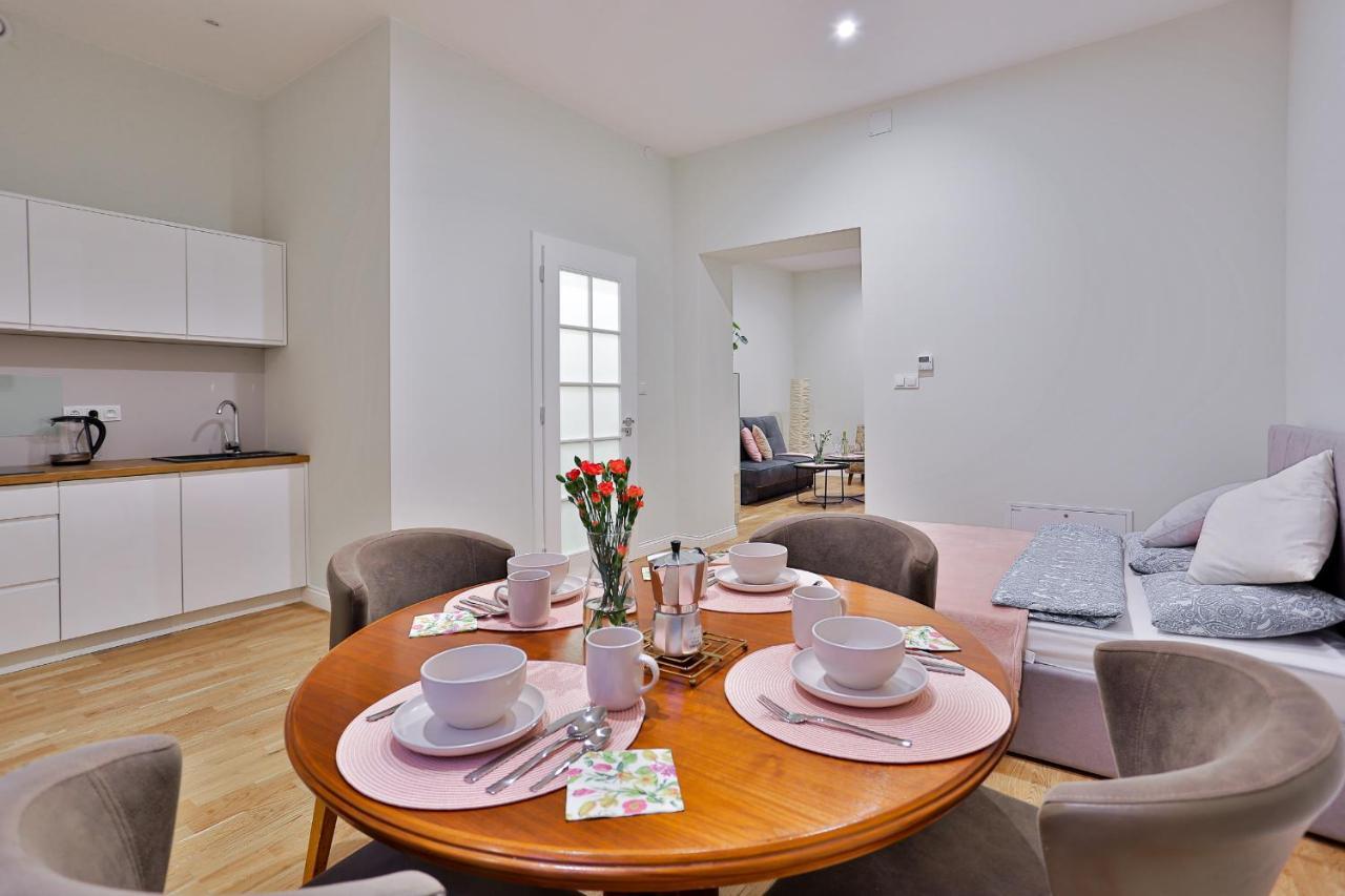Art Palace Apartments Krakow Luaran gambar